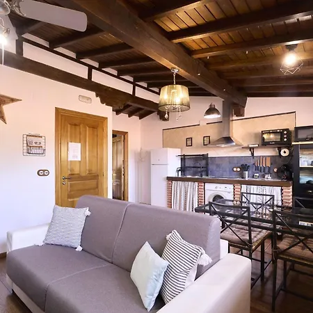 Apartamentos Ca' Tio Celso San Esteban de la Sierra Exterior photo